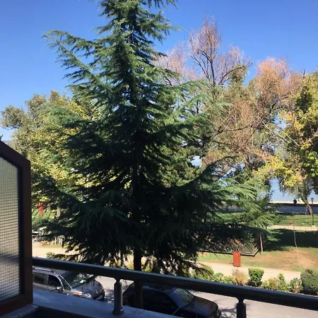 Vadeha Hotel