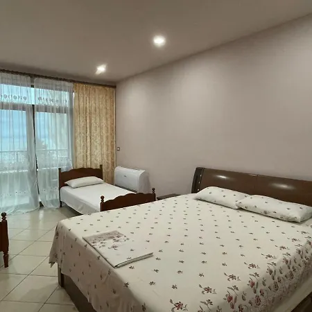 Vadeha Hotell *