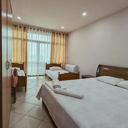 Vadeha Hotell *