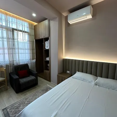 Vadeha Hotell *