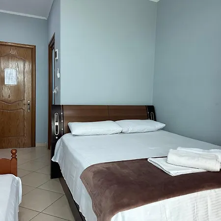 Hotell Vadeha *